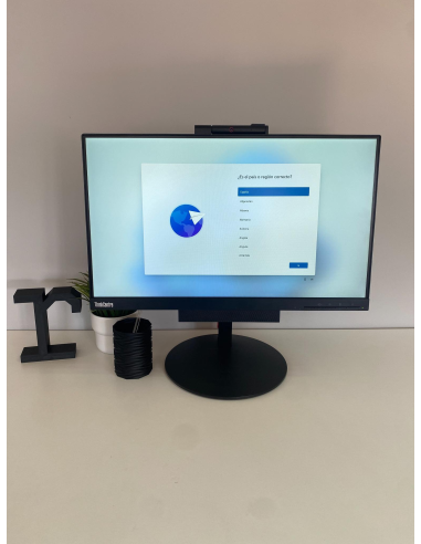 Monitor TIO 22 GEN 4 + mini PC Lenovo M920Q...